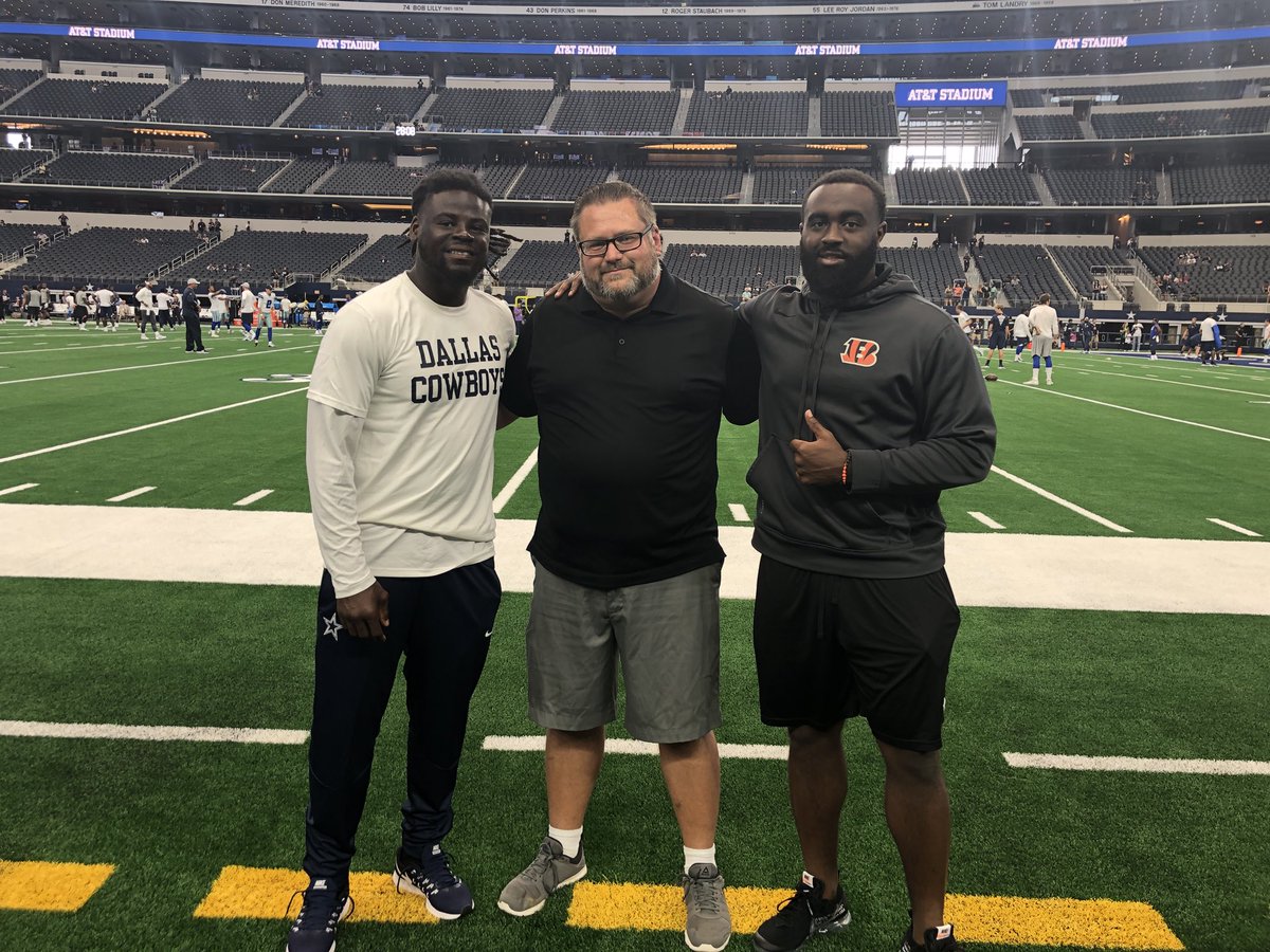 MattAFry's tweet photo. Got to see .@MHuff28 and .@PlutoCarson tonight. Plus Tra got his 1st NFL TD! Good times. #Eylau #Bengals #Cowboys https://t.co/TaJlEHdkgN