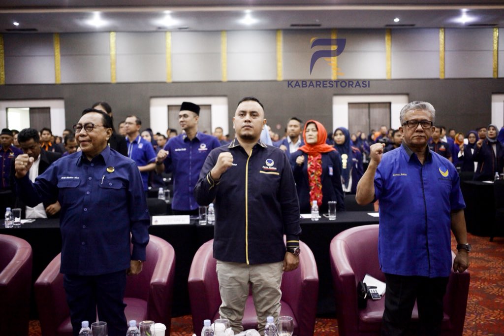 kabarestorasi's tweet photo. Keseruan Konsolidasi Bacaleg NasDem Sumbar, Rabu (25/8). 
@Official_NasDem @adityawilly @martinmanurung @pranandapaloh @taufikbasari @Irwanafriadi01 https://t.co/1tjsQe9c1Y
