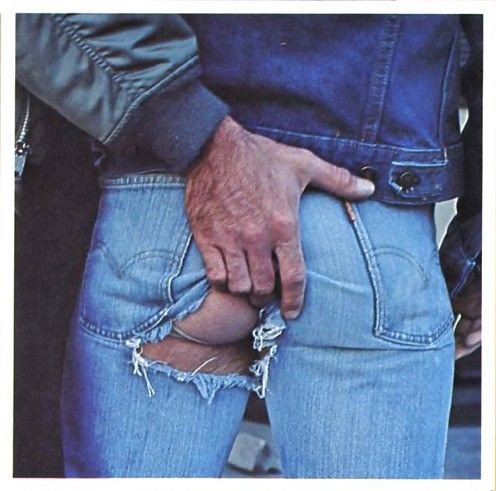 BustersJezebel's tweet photo. #cowboybutt #denimbutt #bellcurvebutt https://t.co/r0TeLlcZA4