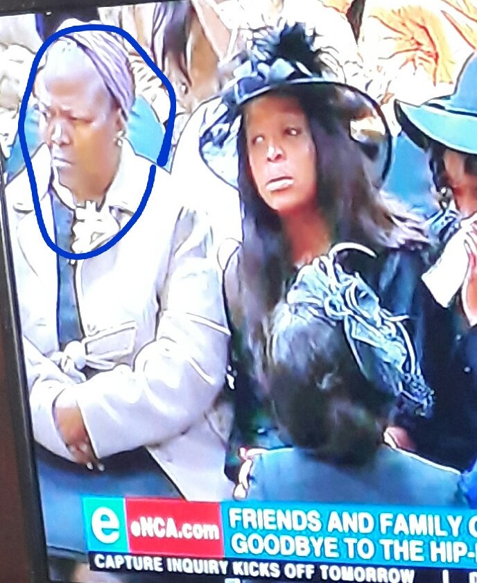 mpumi_mathibela's tweet photo. #ProkidFuneral
Kodwa yini ngempela ๐ญ๐ญ https://t.co/DBofX9UJ5X