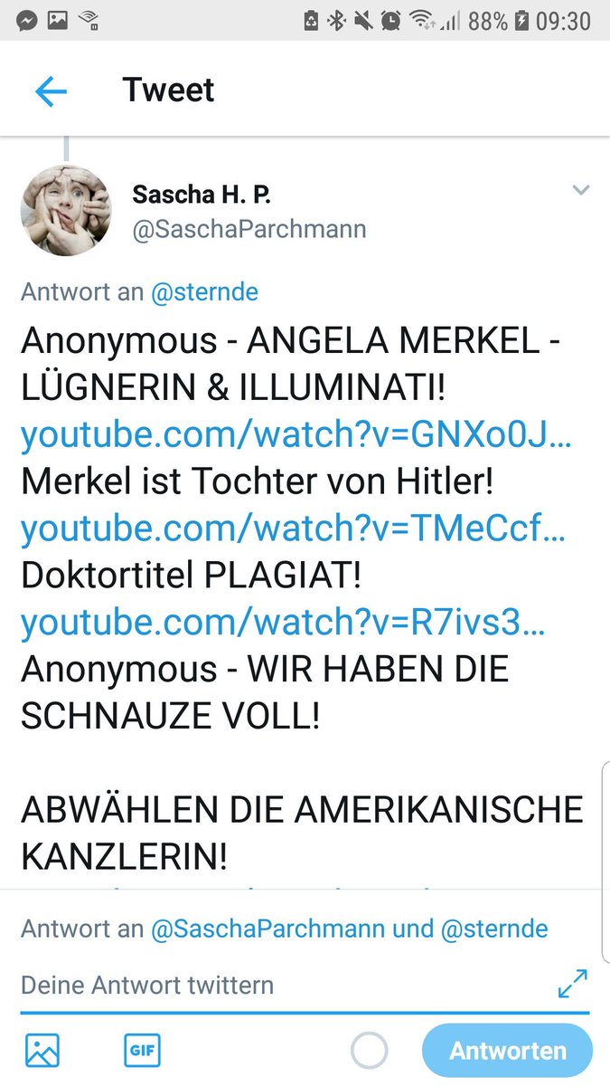 Wurzelbier's tweet photo. Wie jetzt? Dass Angela Merkel ihre Einkaufstaschen selbst trägt, ist gelogen?! #amiht https://t.co/46HcxFVDpo
