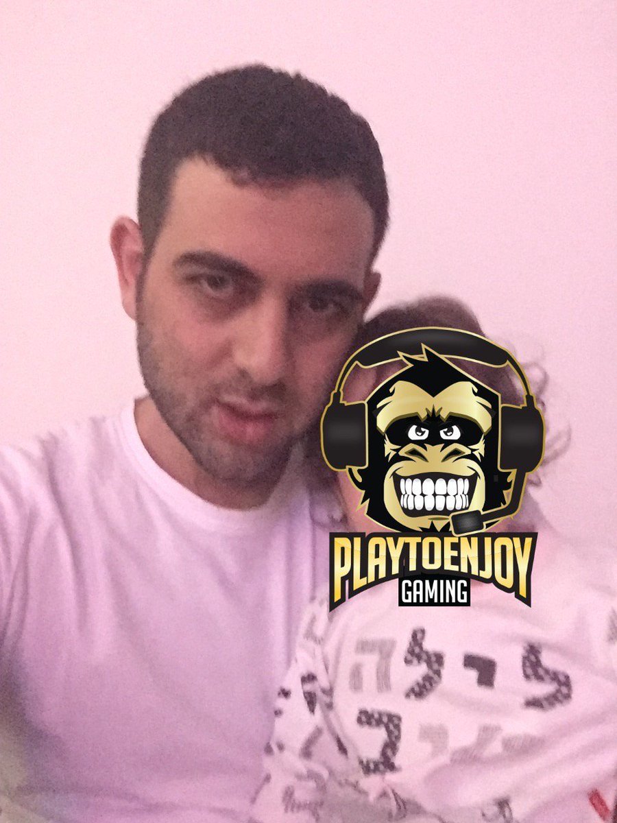 dotanski's tweet image. #MonkeySelfie
@PtoEGaming