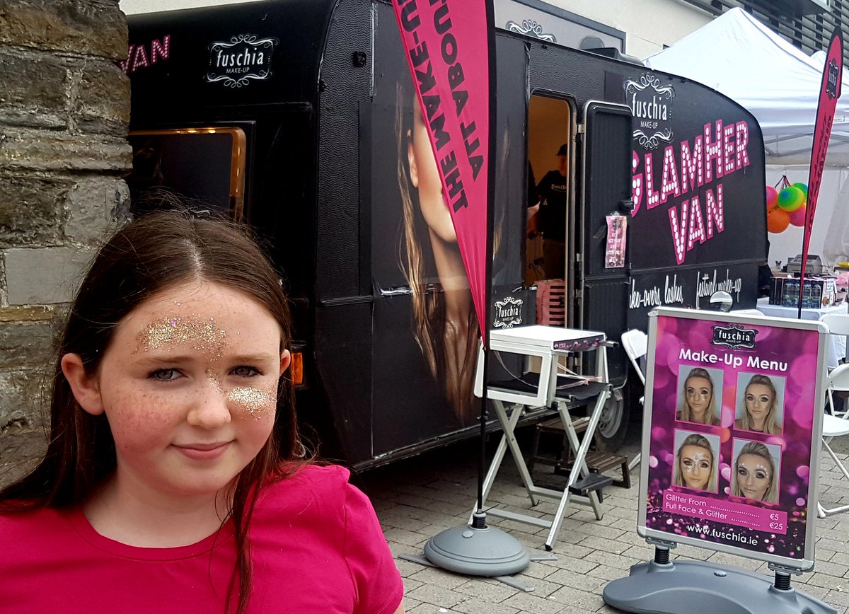 Peter Kierans (@anglopp) on Twitter photo <a href="/FuschiaEffect/">Fuschia Make-Up</a> one happy lady in Drogheda <a href="/fleadhcheoil/">Comhaltas Fleadh Cheoil</a> #Fleadh2018 #LouthChat another great local business. <a href="/FuschiaEffect/">Fuschia Make-Up</a> one happy lady in Drogheda <a href="/fleadhcheoil/">Comhaltas Fleadh Cheoil</a> #Fleadh2018 #LouthChat another great local business.