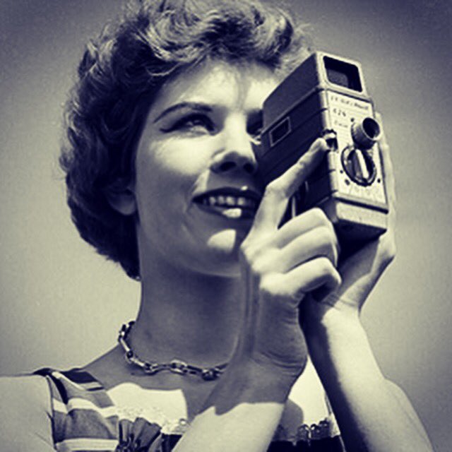 VintageUV's tweet photo. Girls on film. #vintage #fashion #supper8 #classiclook #style #film #record #vinyl #music #vintagefashion #vintageclothing #vintageforsale @VintageUV https://t.co/UQiad8o1YI