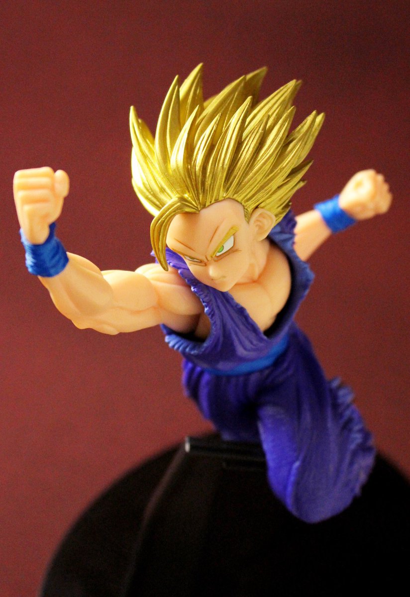 H Y O フィギュア原型師 Db大好き アカウント たまには自己紹介を ドラゴンボールのフィギュアが好きで 原型師になりました 女の子のフィギュアも作りますが 将来的にはじっくりと男フィギュアを作る職人タイプの原型師になりたいです 日々