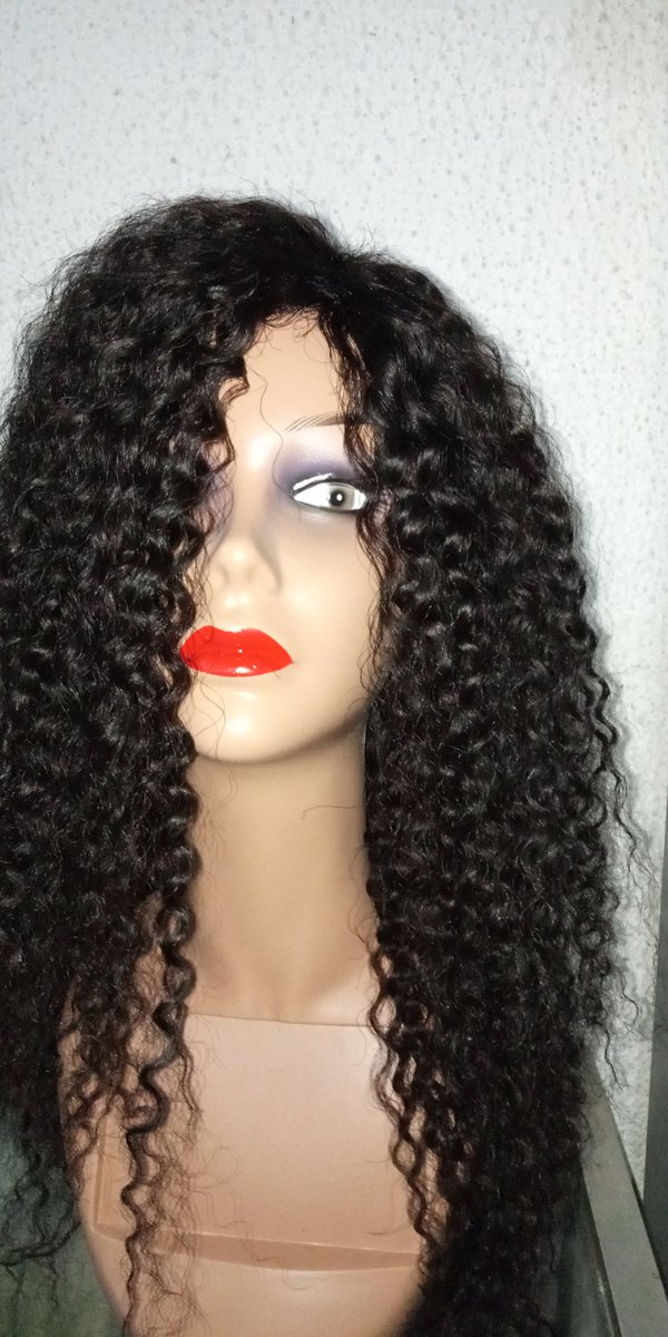 lizbeth_dammy's tweet photo. Lovely human hair wigs of different parts
#chikini money 💰
#BOSSHAIRS 👍 https://t.co/WR2ILA81eV
