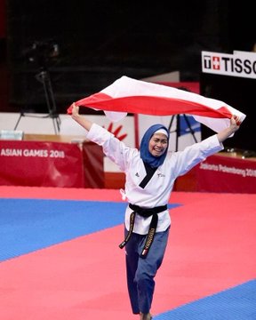 pandumu_'s tweet photo. Memang sangat membanggakan jika sanggup menggondol emas, tapi ini lebih dari sekadar itu.

Pertama kali dalam sejarah Indonesia medali emas di bidang Taekwondo! Terimakasih, Defia!!! https://t.co/C6THgeDMLA