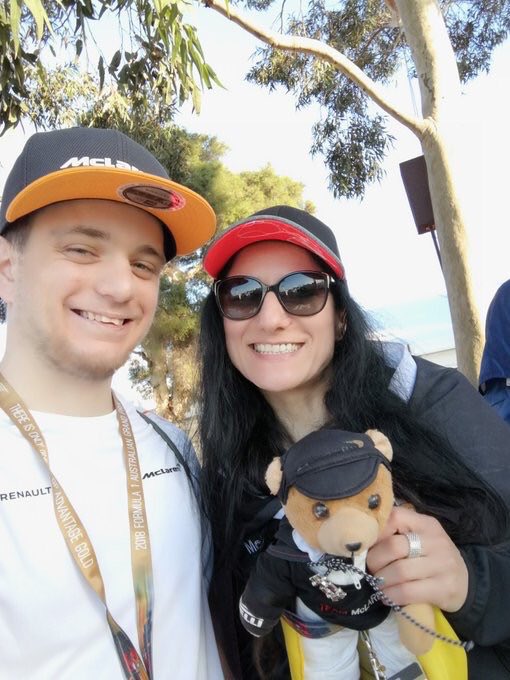 McLarenFamily's tweet photo. When the McLaren Family crew attend races together!!!
#2018SoFar #FansLikeNoOther #McLarenFamily https://t.co/hgNJNulkXL