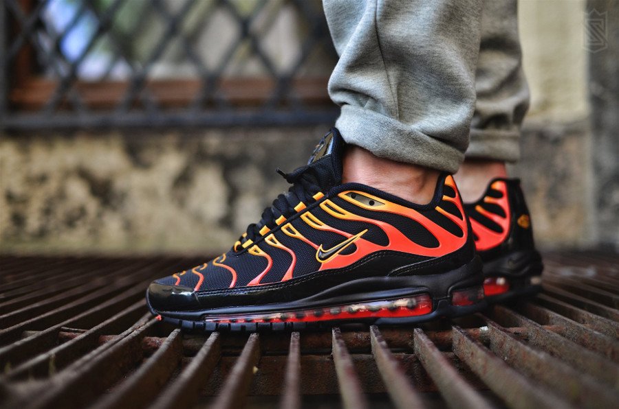 nike air max 97 plus shock orange