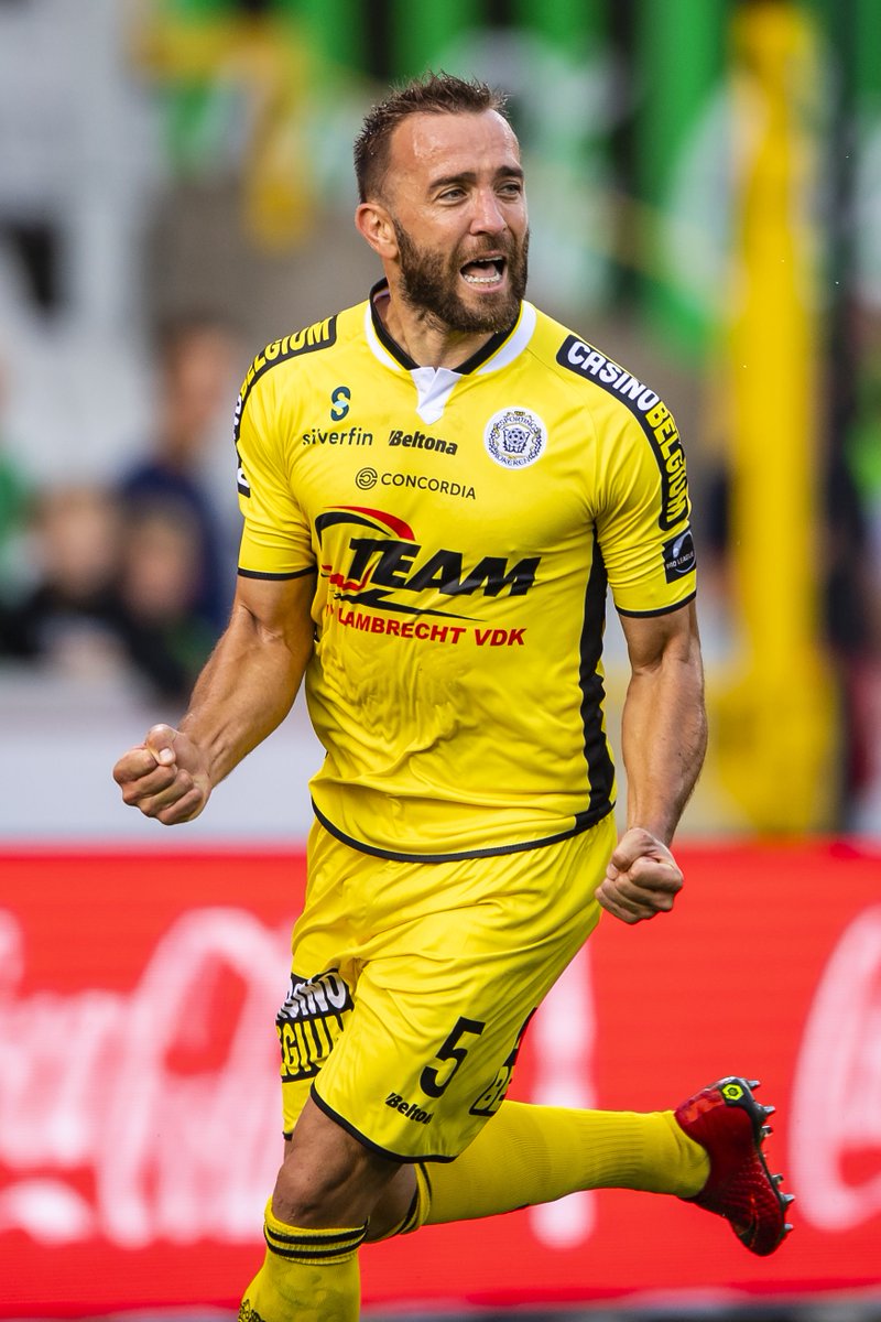 MichVergauwen's tweet photo. 📣 BREAKING!

👋🏻Na 9 seizoenen, 251 competitiewedstrijden en 38 goals (🥇 een clubrecord!) verlaat Mijat MARIC @KSCLokeren

📝 De 34-jarige centrale verdediger keert terug naar z'n thuisland, 🇨🇭, en tekent eerstdaags voor 2 jaar bij @FCLugano1908

📰 @hlnsport https://t.co/Y6LnBXCCPp