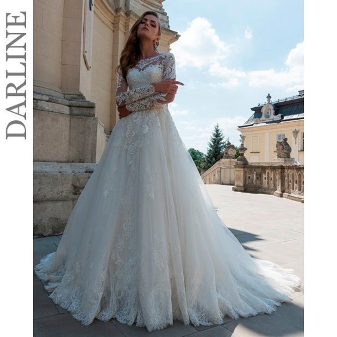 DOMINISS1's tweet photo. Роскошная модель платья Darline 👗TM "DOMINISS" объемное кружево и шикарный шлейф создаст по истине царский образ!👑 https://t.co/VudJmkq94J