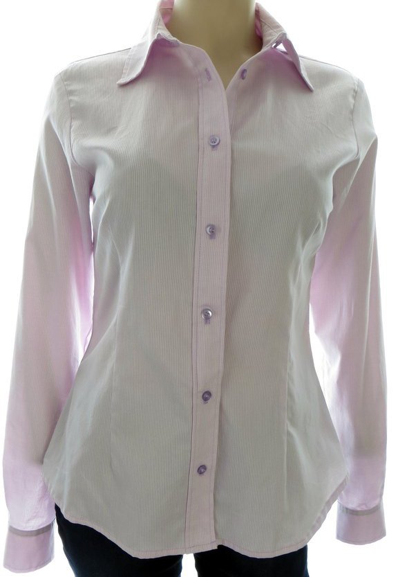 Pretty in pink -->  ow.ly/xn9i30ls4mH 
#pink #buttonupshirt #buttondownshirt #buttonup #businessfashion #workingmom #workingmomma #momfashion #bloggermom #bloggerfashion #styleblogger