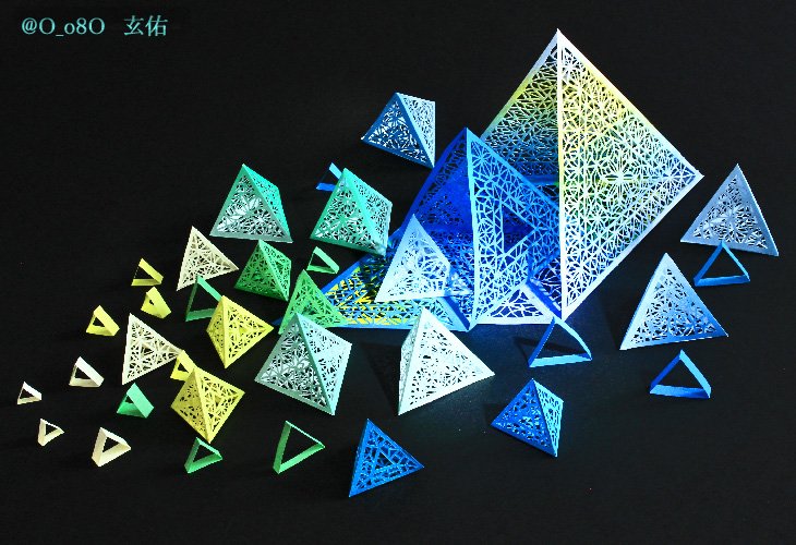玄佑 切り絵 切り絵完成 さんかく 三角 これで 丸 三角 四角 シリーズ完了 切り絵 立体切り絵 折り紙 三角アート ファインダー越しの私の世界 玄佑 切り絵 切り絵完成 さんかく 三角 これで 丸 三角 四角 シリーズ完了 切り絵 立体切り絵 折り紙 三角アート ファインダー越しの私の世界