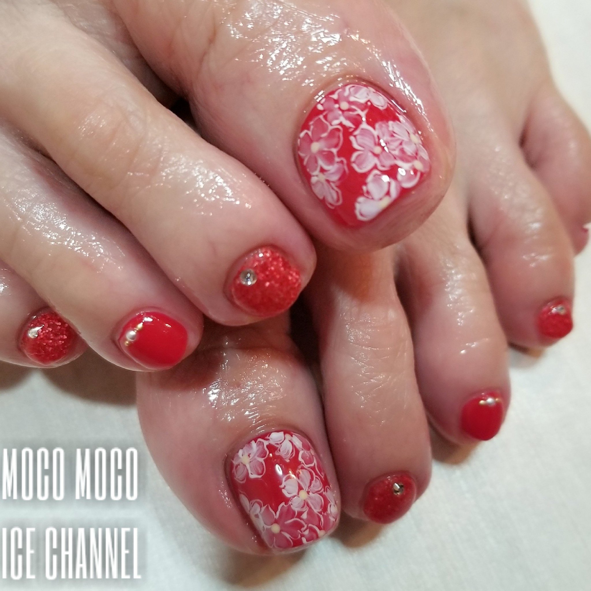 Uzivatel Ice Nailist あいすちゃん Na Twitteru 赤に白のお花 T Co Qaluizgiet ネイル Nail フットネイル Footnail ペディキュア 赤ネイル 赤フットネイル フラワーネイル フラワーアート ラメネイル 夏ネイル 夏フットネイル 秋ネイル Uzivatel Ice Nailist あいすちゃん Na Twitteru 赤に白のお花 T Co Qaluizgiet ネイル Nail フットネイル Footnail ペディキュア 赤ネイル 赤フットネイル フラワーネイル フラワーアート ラメネイル 夏ネイル 夏フットネイル 秋ネイル