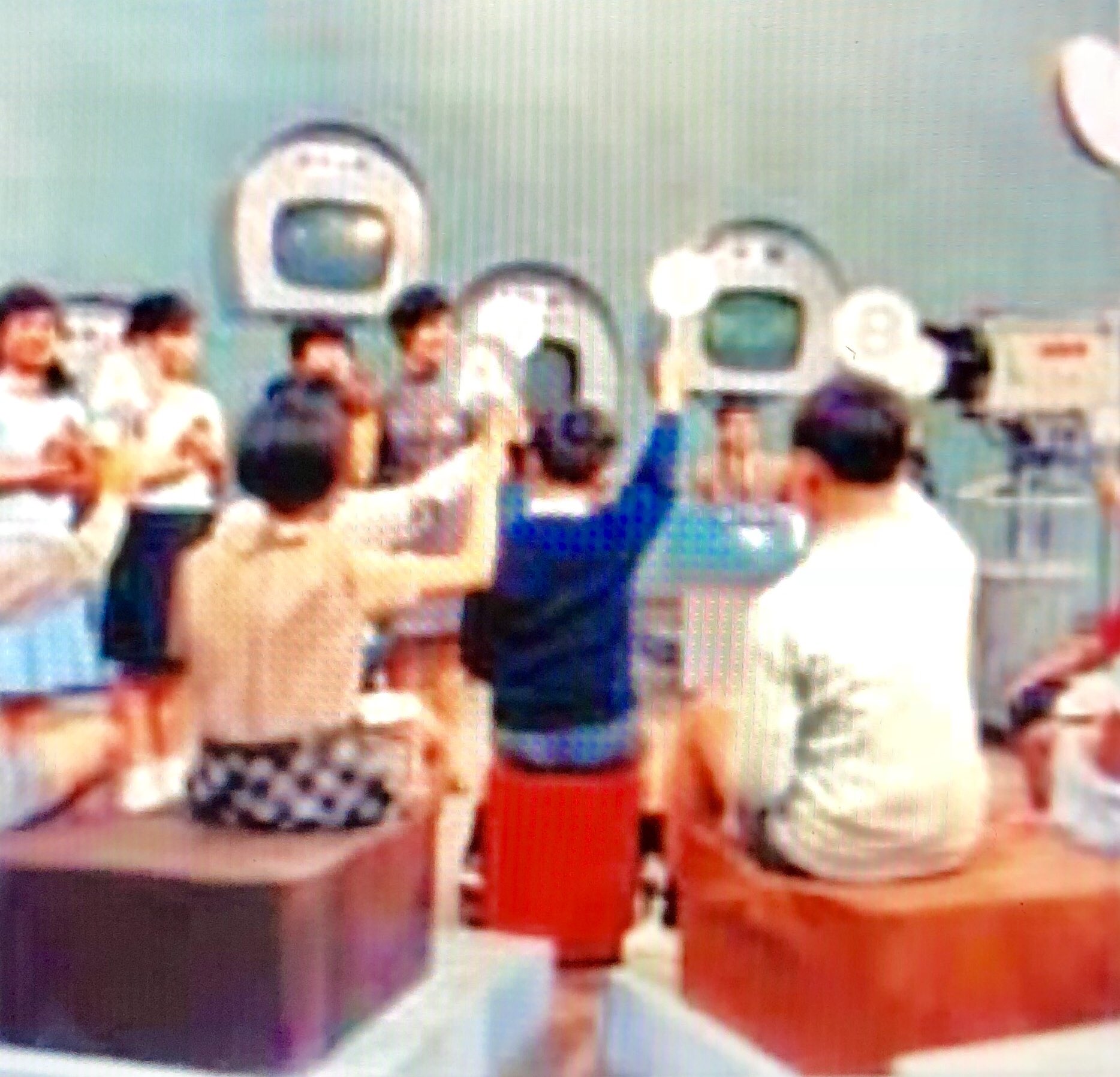 オダブツのジョー 昭和なテレビ 291 四つの目 Nhk 66 3 23 72 3 30 肉眼 時間 拡大 透視の 4種類の 目 を駆使して 様々な物事を科学 的に分析した 小学生向け科学番組 科学ジャーナリストの日下秀明氏が わかりやすく解説 T Co