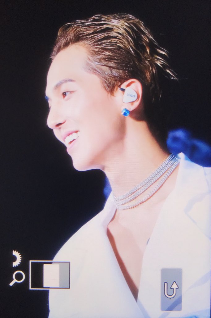 Bright_MINO tweet media