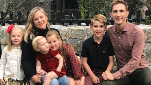 Download Jessica Capshaw Family Images