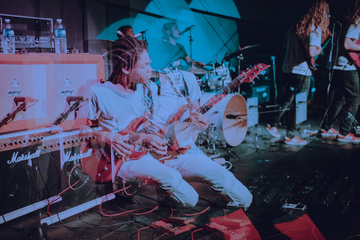 Den Mother tweet media