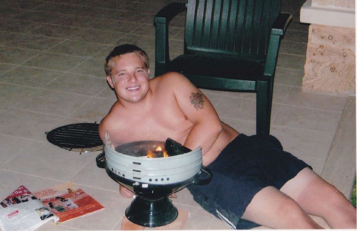 rebecca_burke38's tweet photo. @ShannonElizab my husband committed suicide due to a gambling addiction and I'm trying to get signatures for a petition to ban gambling advertising. I would really appreciate your support it means the world to me

https://t.co/rvmksoJ1DR https://t.co/sj8GCLyrmf