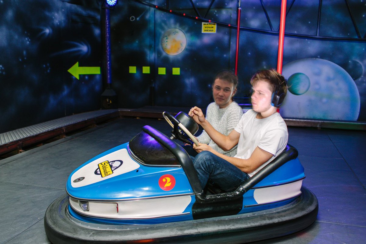 MorboAalst's tweet photo. Cruising through the lower brackets are @JessiePinkmaann and @BlueyRL  #UniversalOpen #RocketLeague https://t.co/2ryKRVKfyC