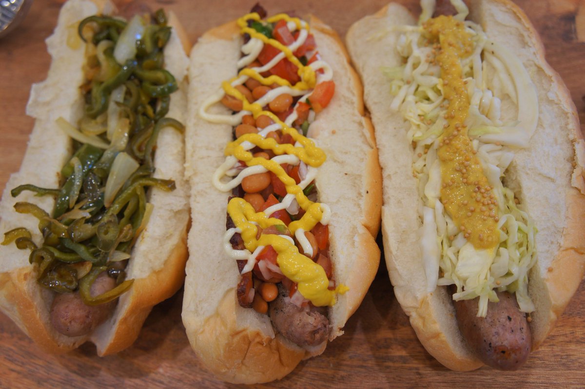 DowntownTucson's tweet photo. Have you heard about the new beer hall and sausage house comin’ to #DowntownTucson!? Ten55 Brewing and Sausage House @1055Brewing will open at 110 E Congress St, this Saturday, August 11th, 11 a.m. to midnight! Read more here: https://t.co/QIvrCcgYy9 https://t.co/K9nVFwcbGM