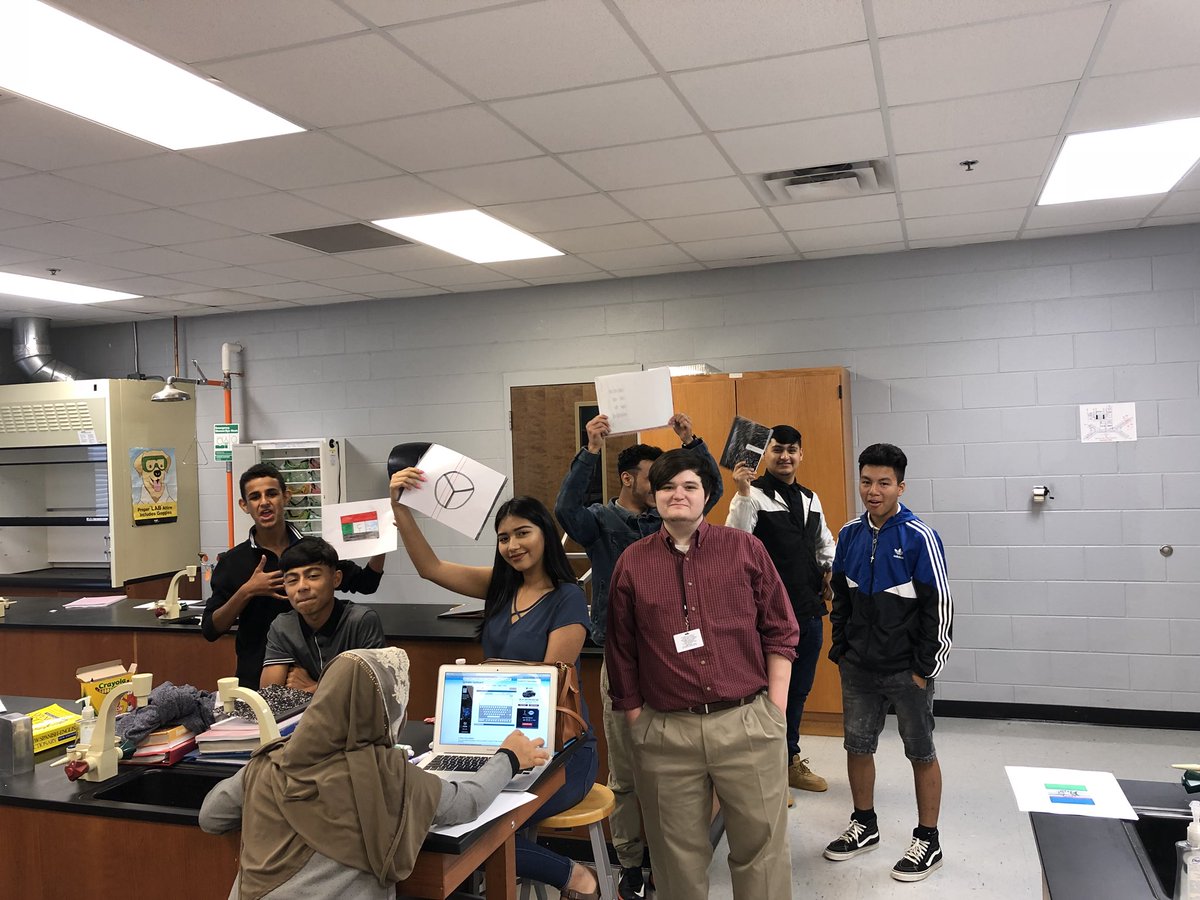 smurley28's tweet image. Only these @TweetDCS_CHHS mustangs could have this much fun discussing poetry and discussing what makes them unique! We laughed so much! #interactivenotebooks #embracingourdifferences #teamdcs