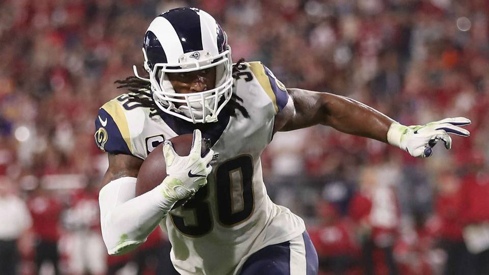 FFFriendzone's tweet image. Here’s my Top 10 Fantasy RBs for 2018
1 Todd Gurley
2 Le’Veon Bell
3 Ezekiel Elliott
4 Alvin Kamara
5 Leonard Fournette
6 Saquon Barkley
7 David Johnson
8 Dalvin Cook
9 Kareem Hunt
10 Melvin Gordon
Drop me your thoughts and any fantasy questions
#FantasyFootball #NFL