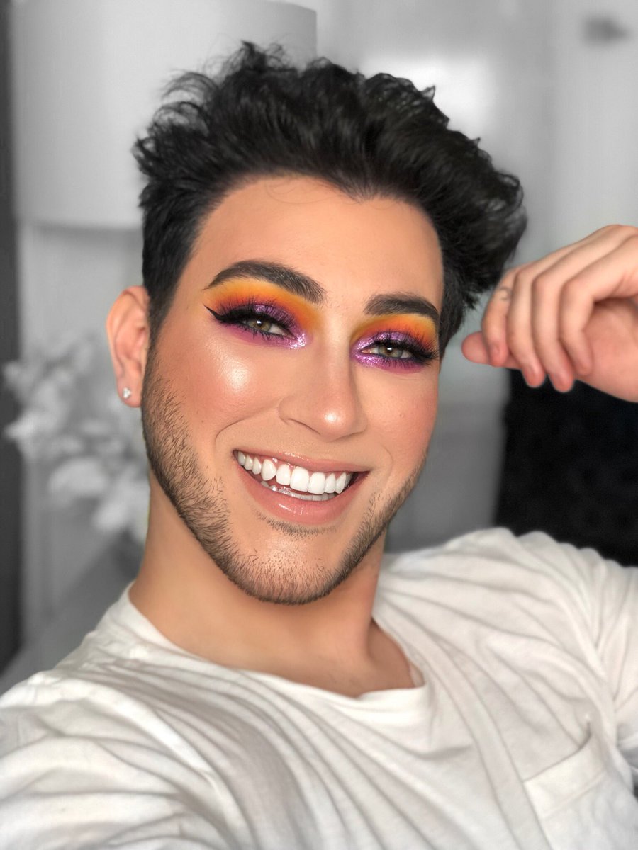 MannyMua733's tweet photo. Wolverine called... he wants his hair back 🐺 https://t.co/g60tVVxwEY
