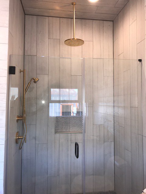 FastPlumbingATX's tweet photo. Bathroom Plumbing, installing a new shower faucet. #plumbers #plumbing #electrician #bathrooms #kitchen #plastic #plumbingparts https://t.co/7dsZPmzvB5