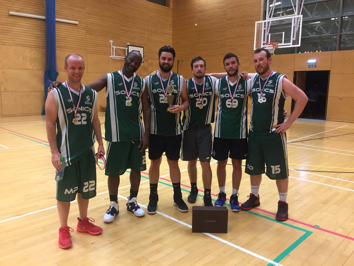 FTLoveofthegame's tweet photo. Great games last night at #FTLOTG finals 🏀🏆🥇🥈🥉🎉😍🤩 
Blue Sharks 2️⃣4️⃣ v Cruisers 1️⃣4️⃣
Imperial 4️⃣8️⃣ v Bulls 3️⃣5️⃣
Tulse Hill Tigers 3️⃣7️⃣ v Aztecas 3️⃣6️⃣
Sonics 6️⃣5️⃣ v Bouncers 5️⃣2️⃣ 
Well played Everyone!! 🤩 #basketball #finals https://t.co/T7D73dw6Av