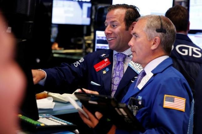 DiscThePattern's tweet image. Wall Street opens higher, S&amp;amp;P near record high discoveringthepattern.com/in-the-news/wa…