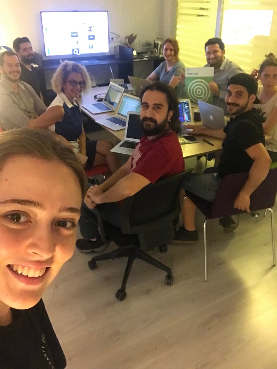 mustafadalci's tweet photo. Yeni websitesi toplantımızda Fitts's Law da yanımızdaydı #userspots https://t.co/9D114VpHkW