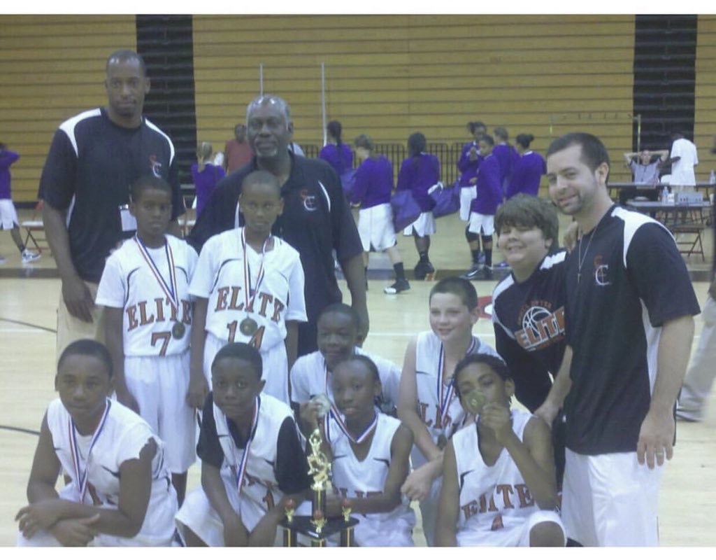 DilworthJovan's tweet photo. This where is all started for me and my brothers. Nobody believed in us but us.. Never forget who was with you on the way up 💯🔝🔜 https://t.co/dB2Cta3mj7