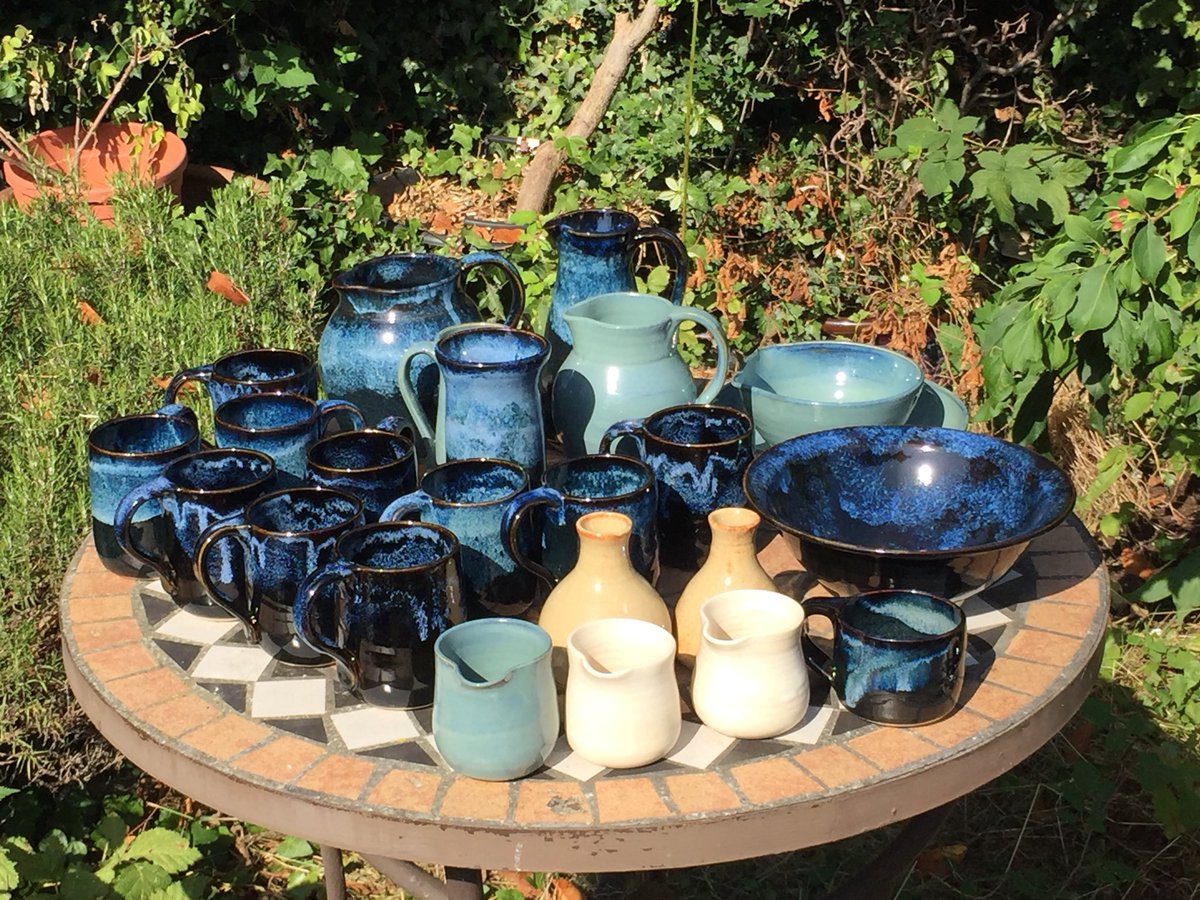 fullmooncrafts's tweet image. Had a fantastic time at my first #potfest this weekend. Met lots of new friends, both potters and customers. Was a little annoyed that I forgot to take this box of goodies but that just means more for @broadiefoodfest.