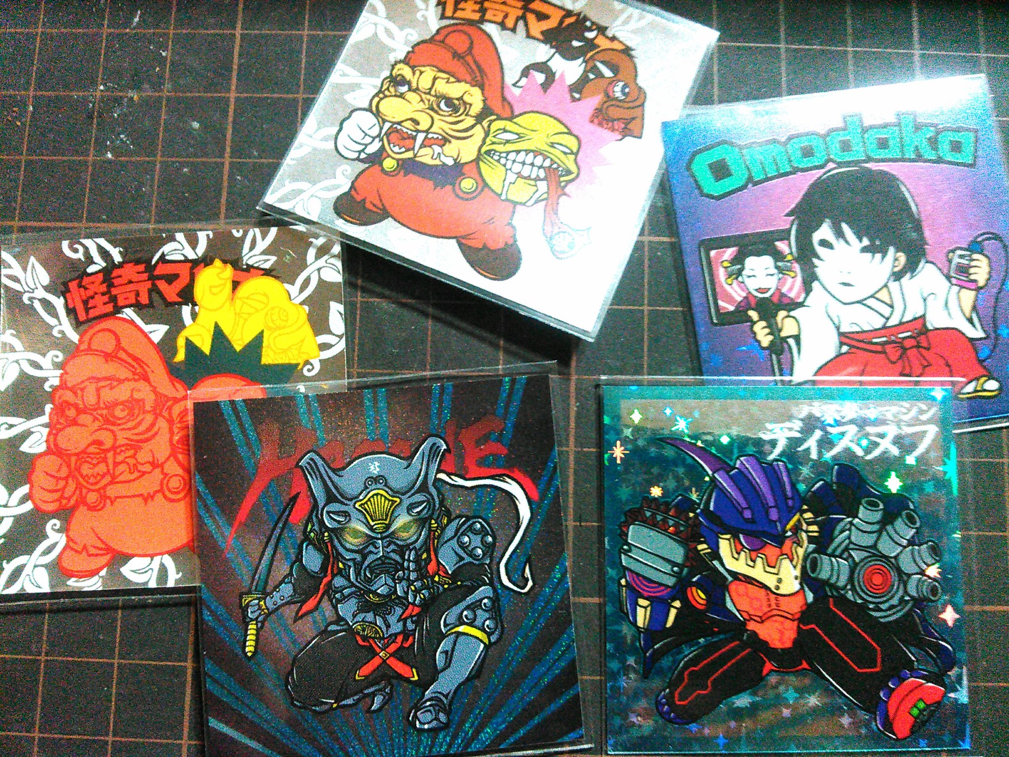 じんこ 福 怪獣 じゃあせっかくなので自作シールの軌跡を そもそもの 所謂ビックリマン風 イラストを始めたのは15年 今も大好きな ベッド イン がまだメジャーデビューする前のファンアートで バブルアイドルなら なんとなく当時に近しい