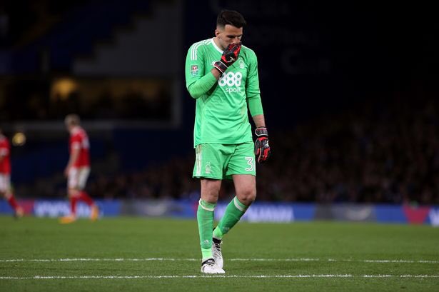 ForestFanTV_YT's tweet photo. According to reports, Bristol City are interested in signing goalkeeper Stephen Henderson from Nottingham Forest #NFFC https://t.co/bhxvHinILD