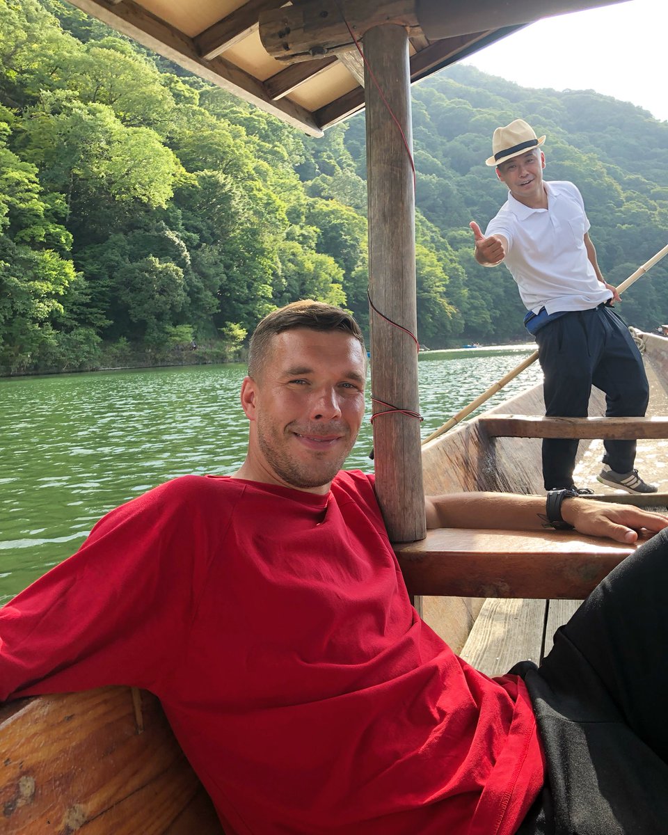 Lukas Podolski Com Beautiful Country Beautiful People Japan Poldi