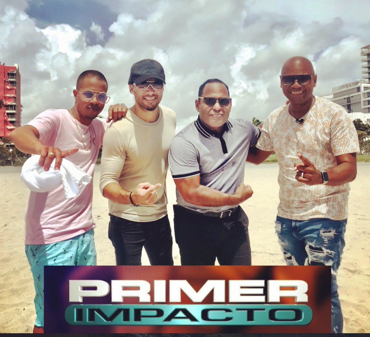 Luego de posponer fechas por lluvias y tormentas, por fin poder grabar pero con cielo nublado, tener que editar cuidadosamente por mucho tiempo y esperar la exclusiva por @univision por fin hoy el estreno de nuestro vídeo! Esta tarde en <a href="/PrimerImpacto/">Primer Impacto</a> <a href="/PROYECTOUNO/">PROYECTO UNO</a> 5pm hora Miami