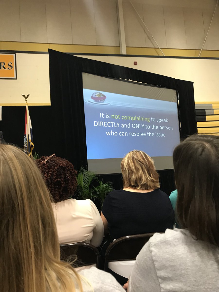 TwillmanElem's tweet photo. We love listening to Will Bowen talk about how to live in a complaint free world. #acomplaintfreeworld #proudtobeatiger https://t.co/6PpGxPRmwW