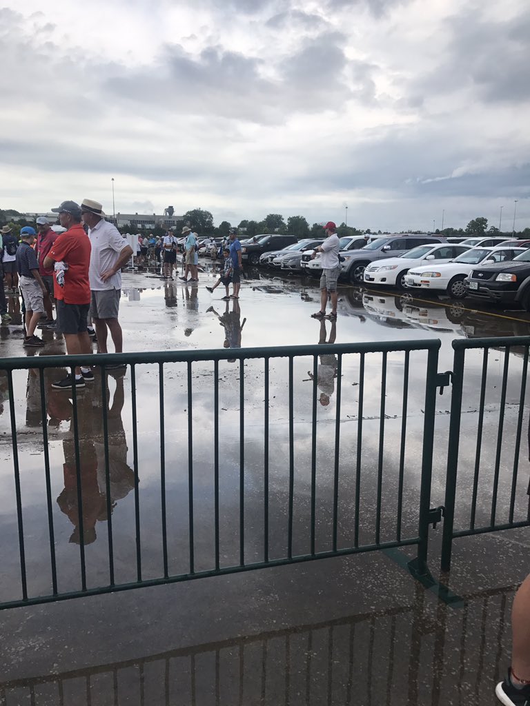 MegNloryn's tweet photo. @PGAChampionship This seems to be the definition of a sh*t show. Care to give an update? https://t.co/iaIGmdSwWI