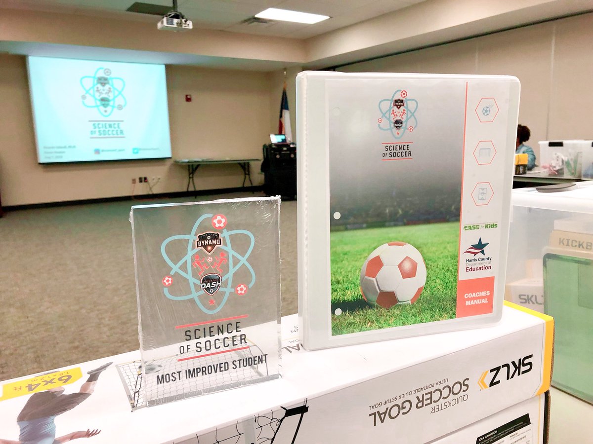 HCDE_CASE's tweet photo. There are so many unique ways to learn. Today weโre improving academics through soccer with @ScienceofSport_ with a workshop that translate the love of soccer into an understanding and appreciation for science and math! #SummerAtCASE #STEM https://t.co/rFFATuvmv9
