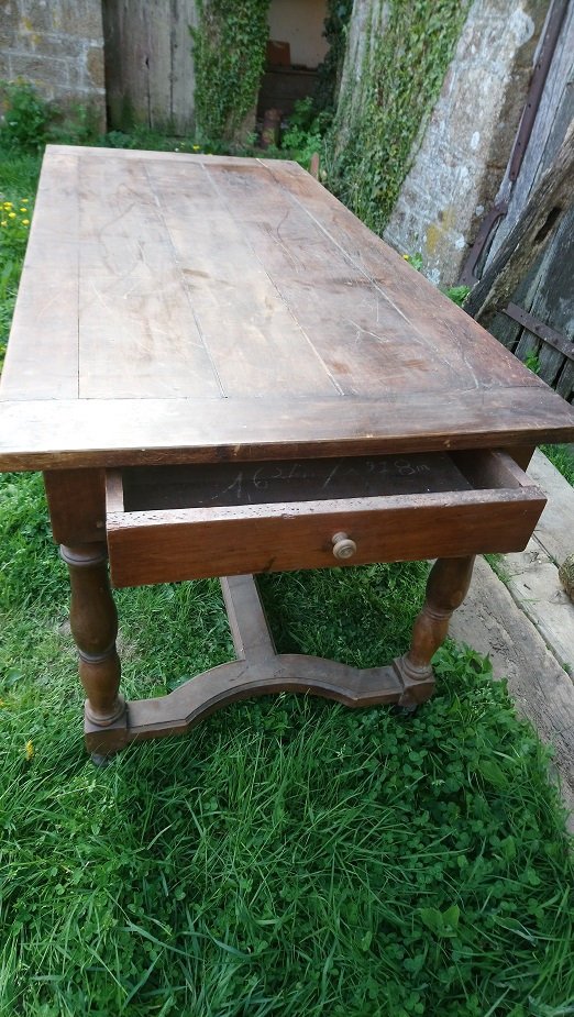 shabbychicshac's tweet photo. Thanks for the kind words! ★★★★★ "Excellent as usual from a shop I have recommended to many others. Utterly trustworthy " rjbrough1 https://t.co/VxRtFaULaR #etsy #furniture #rusticprimitive #farmhousetable #dairytable #servingtable #antiquefrenchtable https://t.co/ZmzGjbL3qG