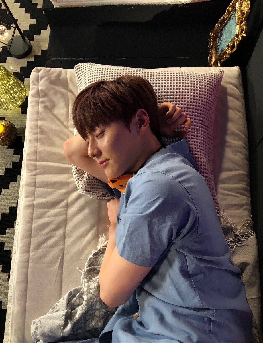 (ǫ)ᴇᴡᴛʜ ₍ ꜆૰ᩥ͈ ˕ ૰ᩥ͈₎꜆🎐넝지성✨ : slow ☁︎ ɞ tweet media