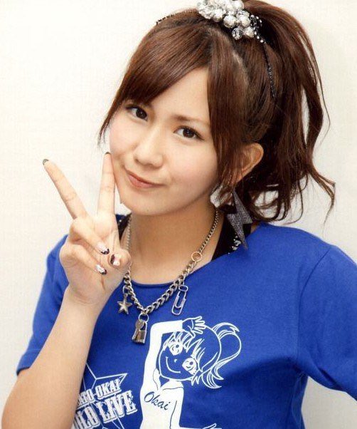 𝕔𝕙𝕒𝕟𝕤𝕒𝕜𝕚2y 9m ロングもショートも岡井ちゃん可愛い 個人的には2枚目のエクステ付けたハワイに行った時の岡井ちゃんが好み 11年からずっとファンだよー 最近はテレビで沢山見れて嬉しい 岡井千聖 Cute T Co Qrspr7grqi Twitter