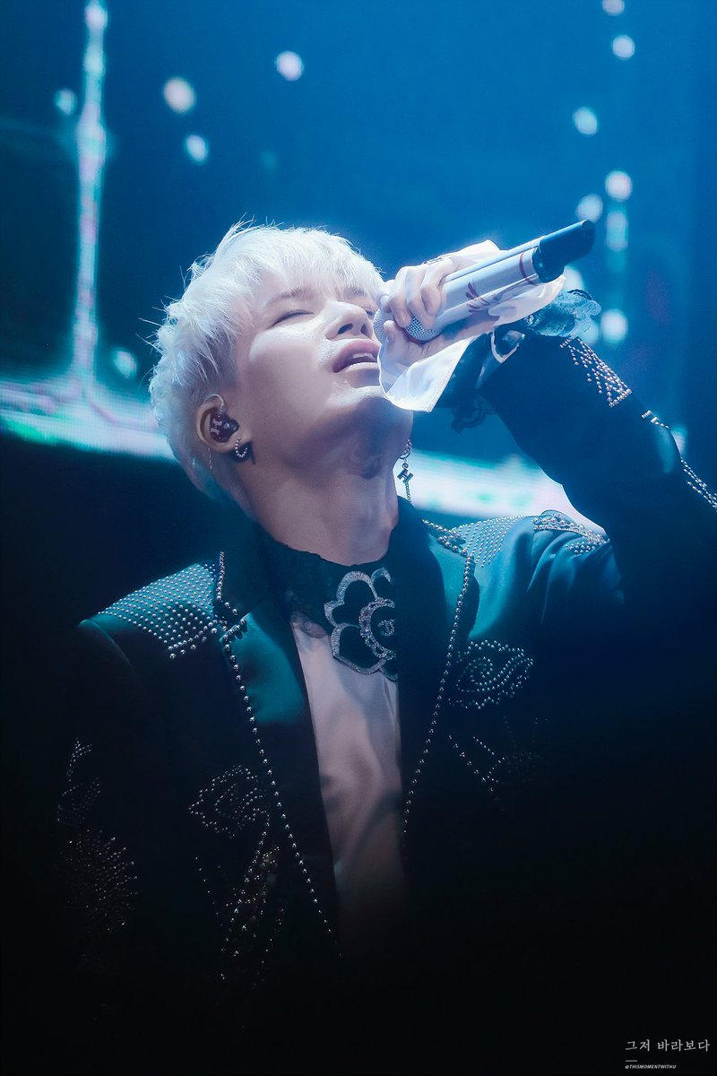 THISMOMENTWITHU's tweet photo. 180728 The gentle encore
눈에다 별을 박았나봐 💫

#강성훈 https://t.co/fCMM4Qd7IC