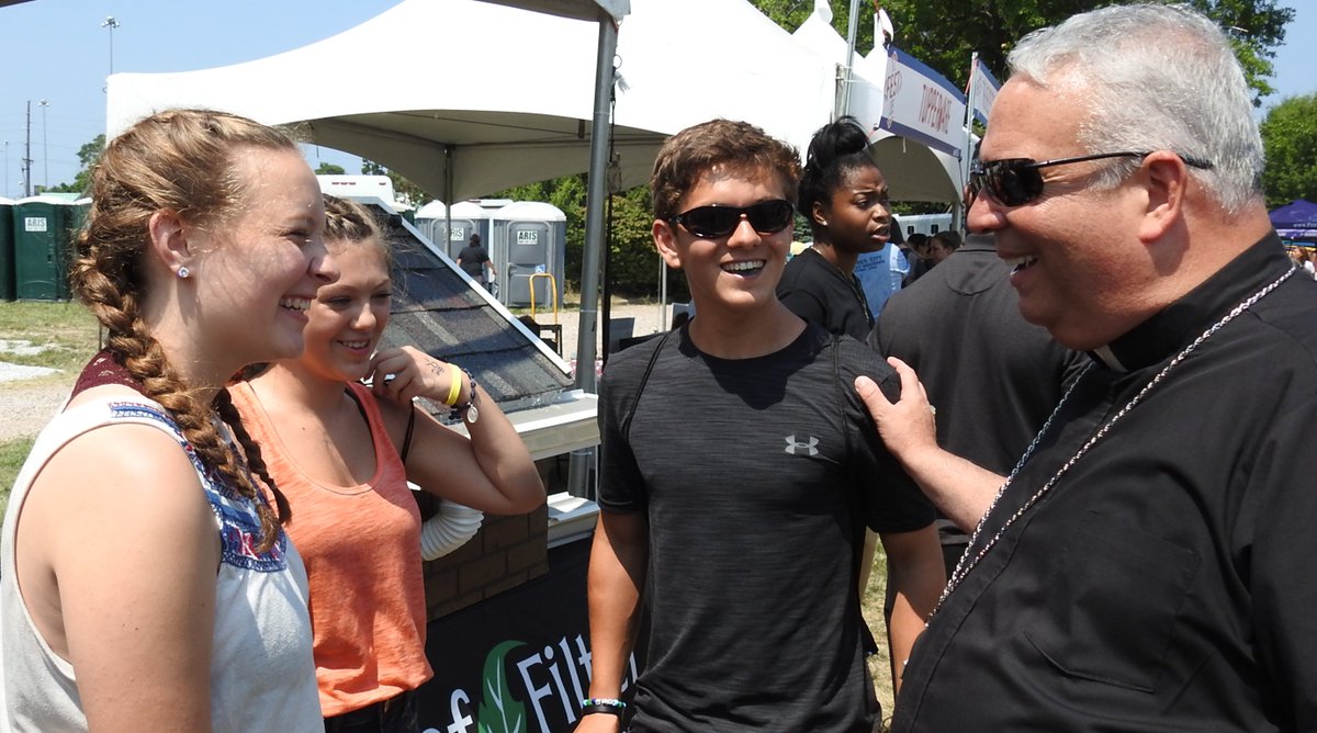 DIOCESEofCLE's tweet photo. Did you attend @the_FEST? We've created a huge image gallery along with more coverage of #TheFEST2018. #BetheLight https://t.co/g6mfR1hdaF https://t.co/iLHVWHS5gx