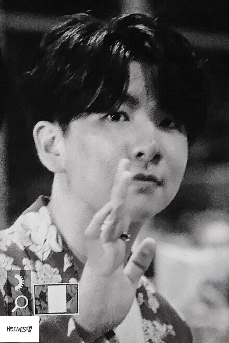 heimish_0402's tweet photo. 180807 더쇼 퇴근

🖤☀️🖤

#더이스트라이트 #이우진 #LeeWooJin https://t.co/g28ZDq4QPg