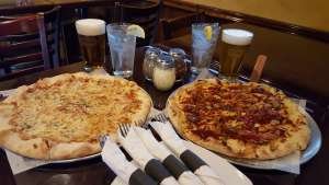 theUnionTap's tweet photo. Half Off Pizzas And $2 Off Crafts Tuesdays!: 1/2 price hand tossed pizzas! (6pm to 11pm)
... https://t.co/k5MrARB4CZ https://t.co/kAO7G5OZfJ
