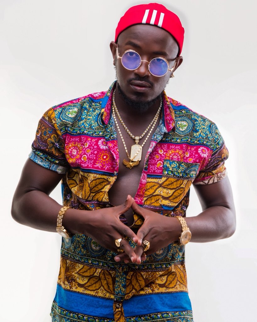 YkeeBenda's tweet photo. It’s not what you see in the eyes that counts but what’s behind them #StayWoke #Onabaayo #VoteForYkeeAfrimma https://t.co/foS4G3pVvd