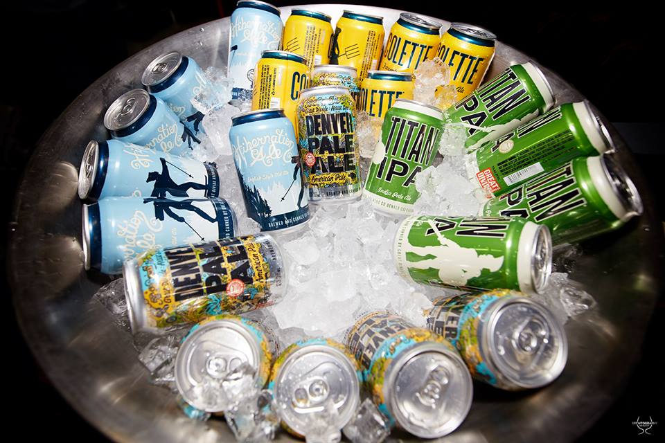 HeidiTown's tweet photo. Is #FallBackBeerFest on your schedule? It's a good one & it's in beautiful @VisitEstesPark, #Colorado. Keep tabs on @fbbf_estespark & their Facebook page https://t.co/VsONgqzu3P. #BeerFest #EstesPark https://t.co/COug55ethQ